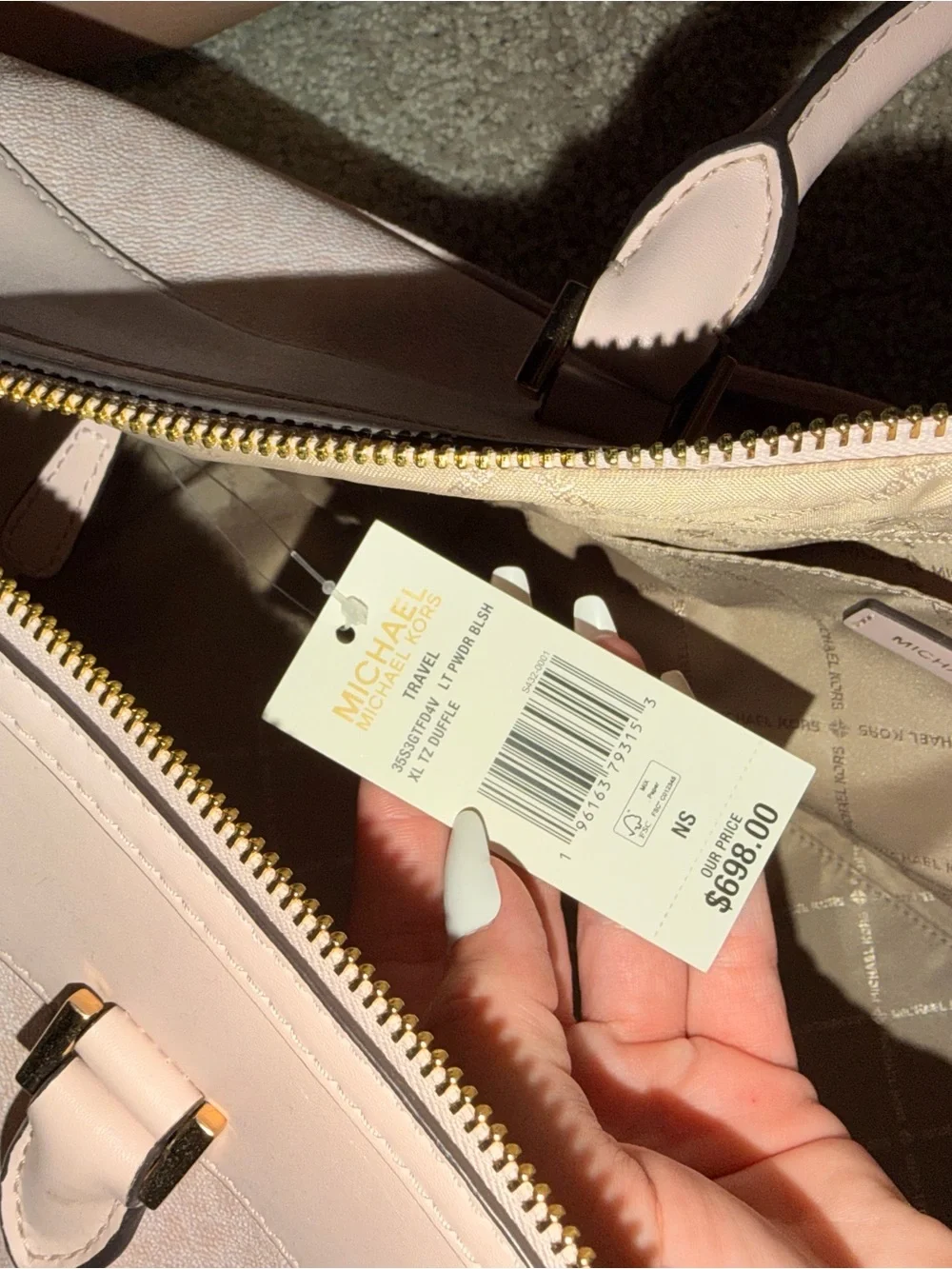 Michael Kors it has